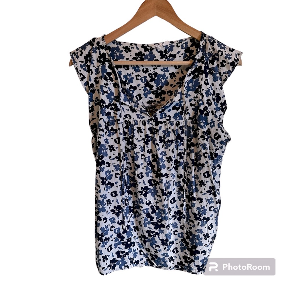 Gap women’s blouse medium white blue